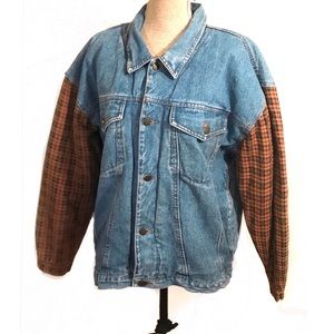 Vintage oversized denim jean jacket plaid sleeve